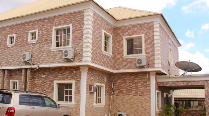 Dubys Suites Dutse