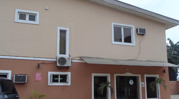 Downtown Royal Hotel GRA