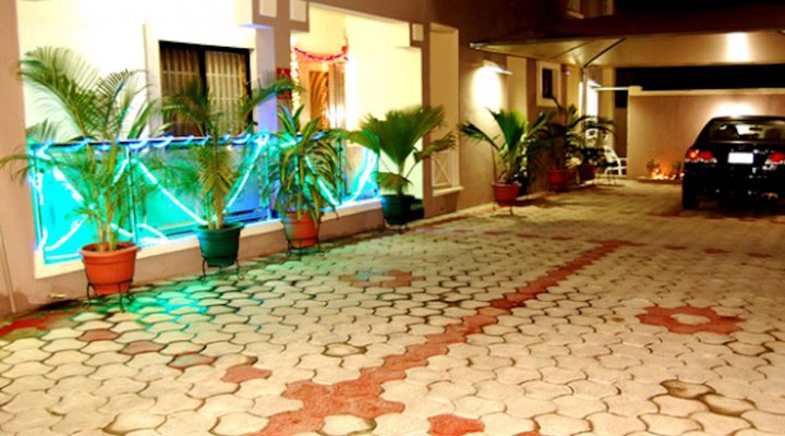 Erith Apartment and Suites