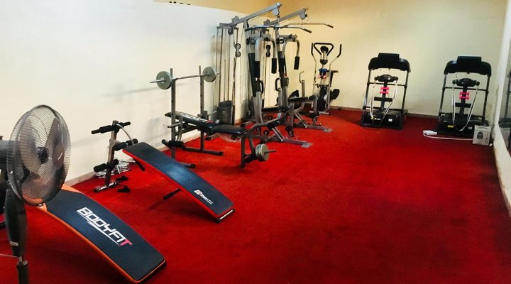 Duoban Hotel &Suites