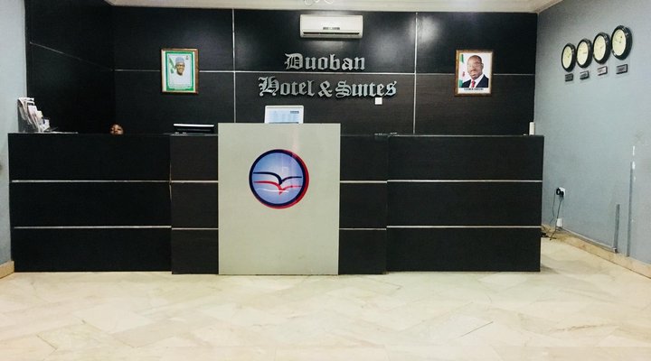 Duoban Hotel &Suites