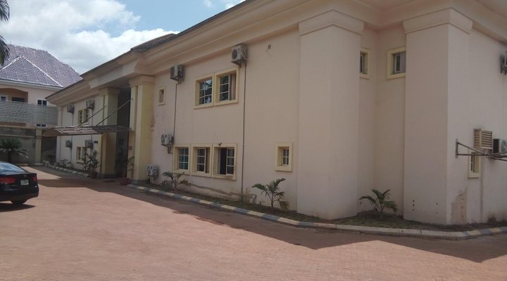 Eden Crest Hotel & Resort