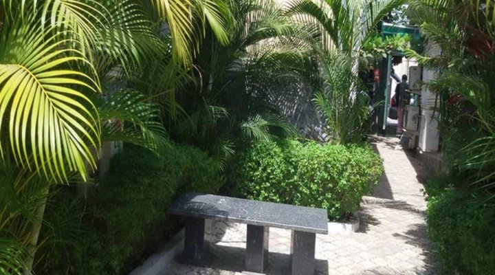 Blue-View Hotel & Apartment