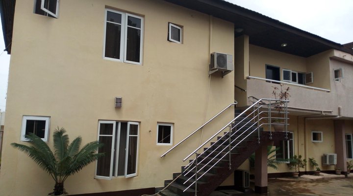 Danest Hotel & Suites