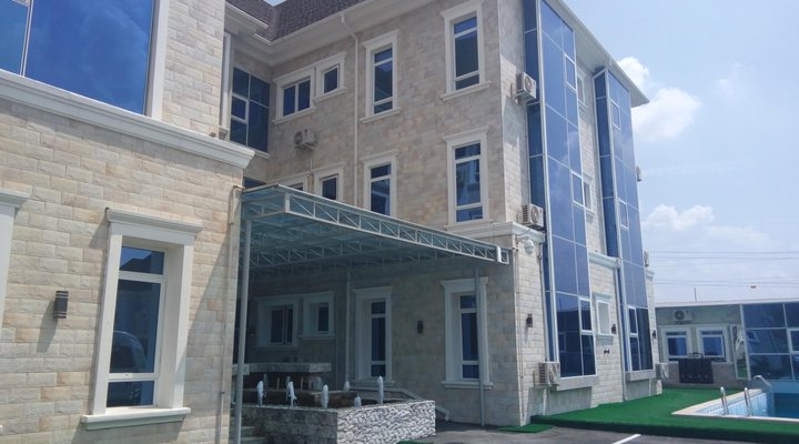 Heavenly Royal Apartment