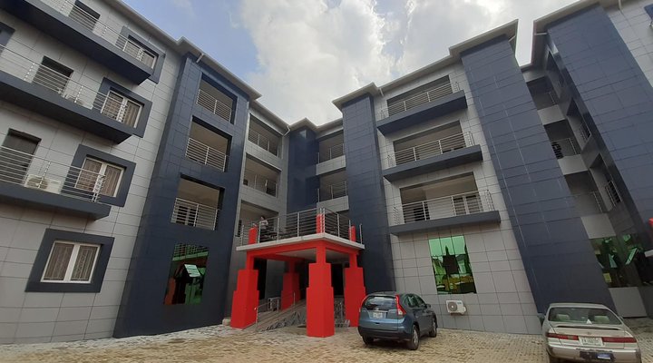 Josto Apartment & Suites