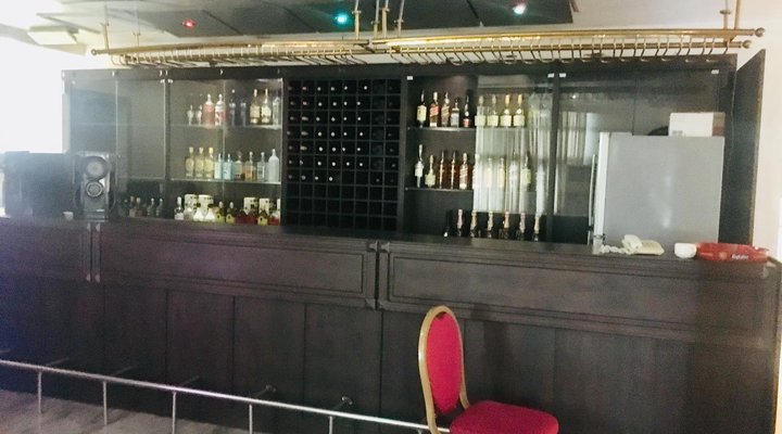 Peninsula Hotel & Towers