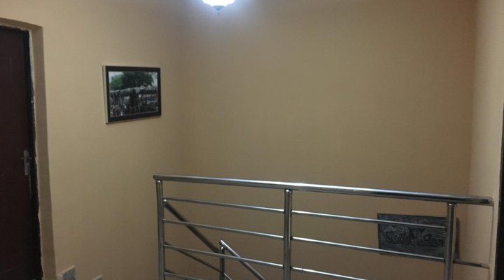 Momak 5 Hotel and Suites