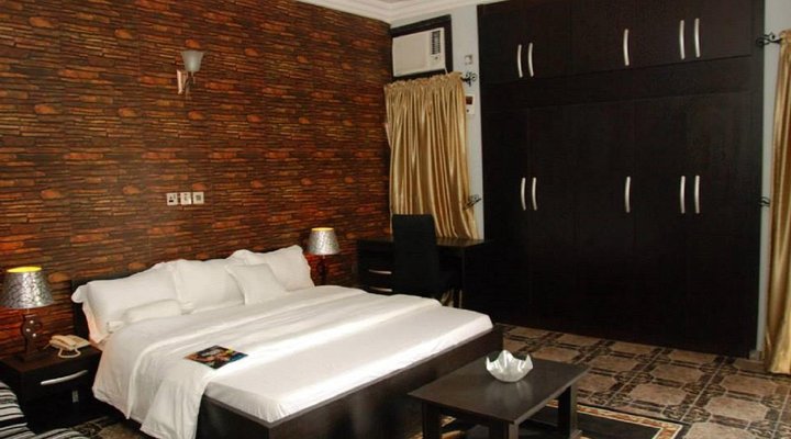 AMSO International Hotel