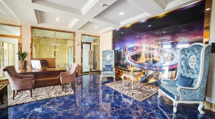 Corinthia Villa Hotel & Suites