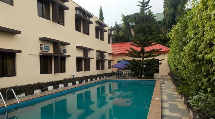 Benac Suites Hotel