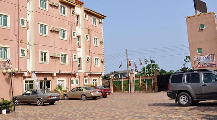 Keviz Hotel Limited