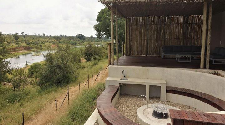 Leo N’ora River Lodge