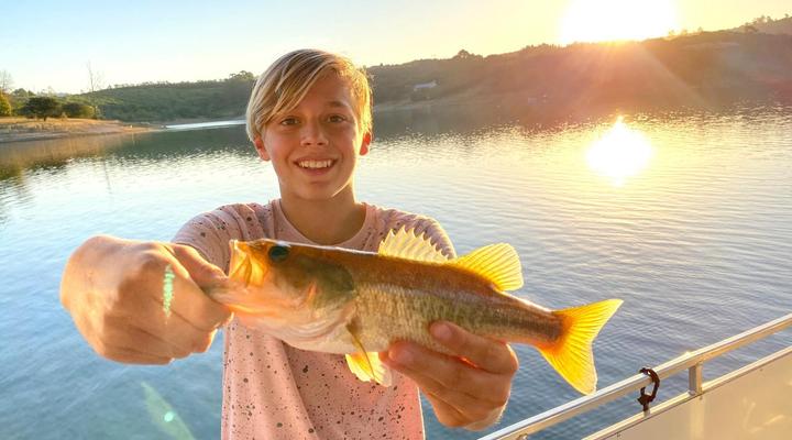 Tinkers Lakeside Lodge