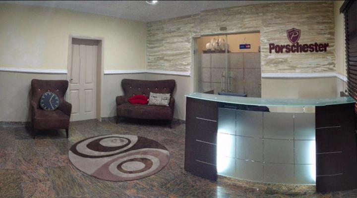 Porschester Apartment & Suite