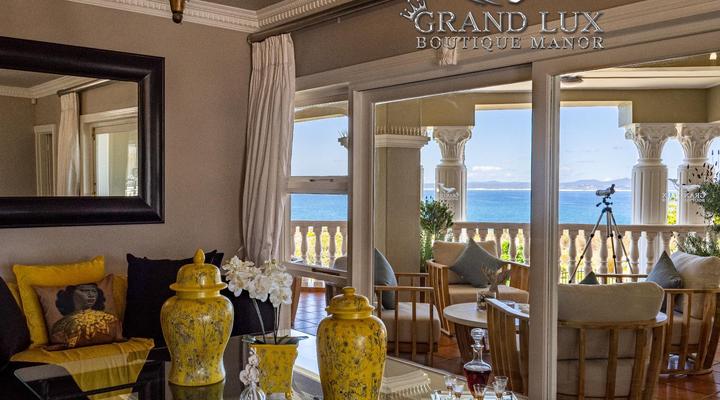 Grand Lux Boutique Manor