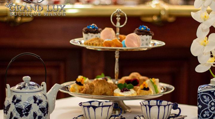 Grand Lux Boutique Manor