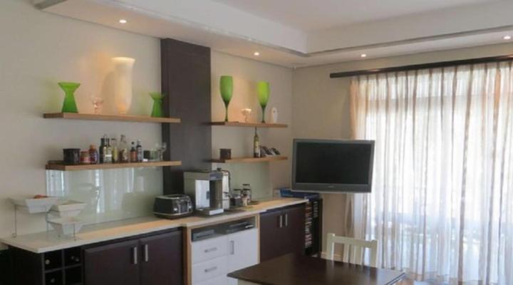 Harvest Weavers Hotel