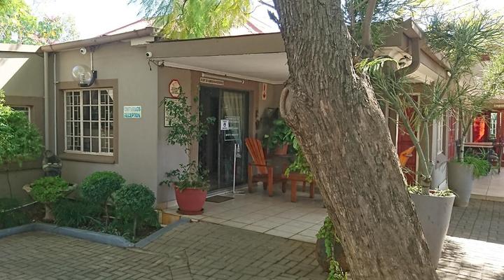 Country Blue Luxury Guest House