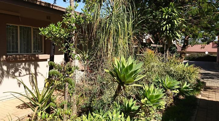 Country Blue Luxury Guest House