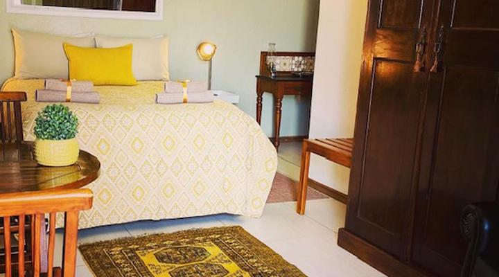 Lord Carnarvon Small Hotel