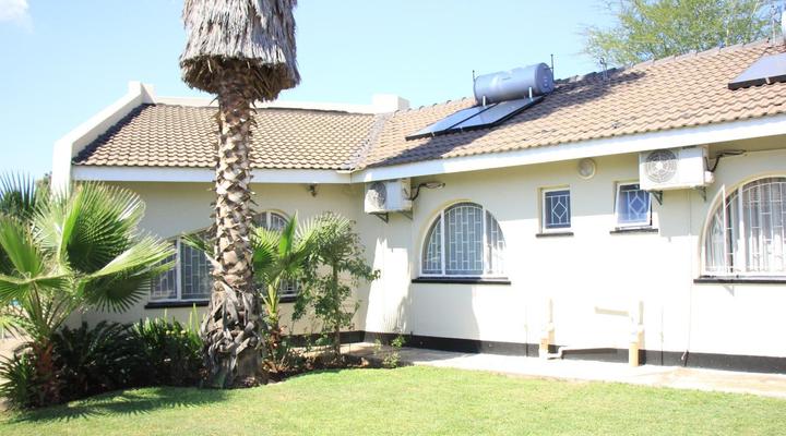 Bridgeville Guest House Pty (Ltd)