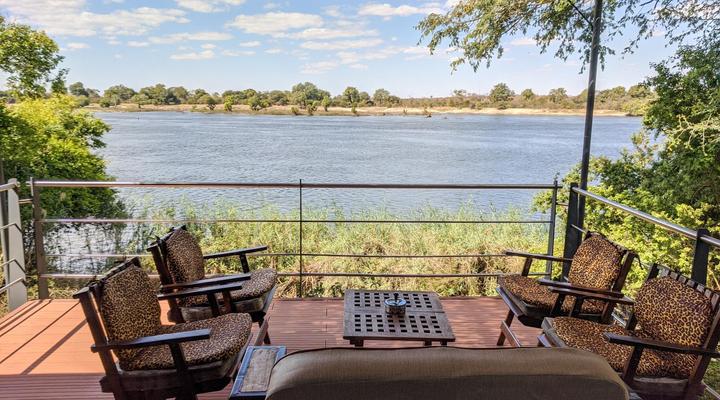 Kayube Zambezi River House and Bungalows