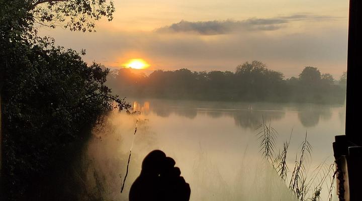 Kayube Zambezi River House and Bungalows