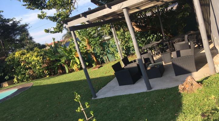 Beach Villa with Pool - walk to the beach