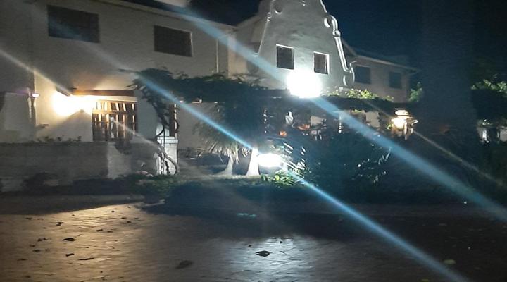 Le Chateau Guesthouse & Conference Centre