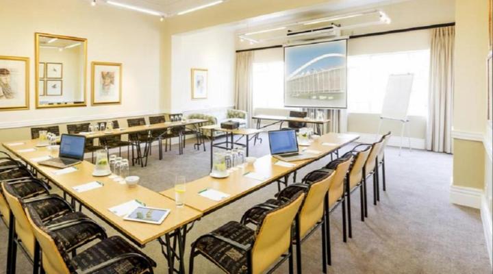 The Benjamin Apart Hotel