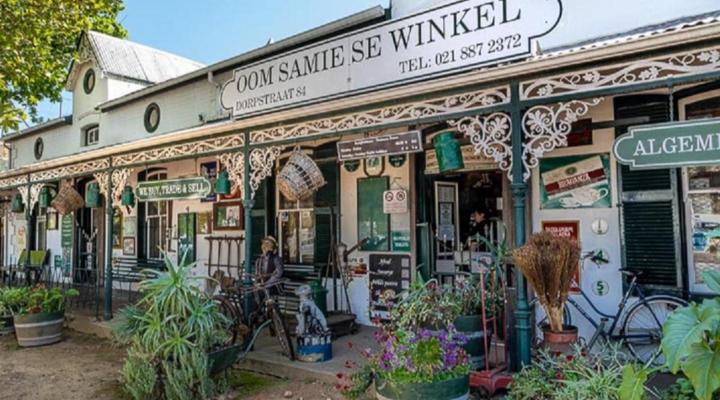 Lux Andringa Walk Apartments