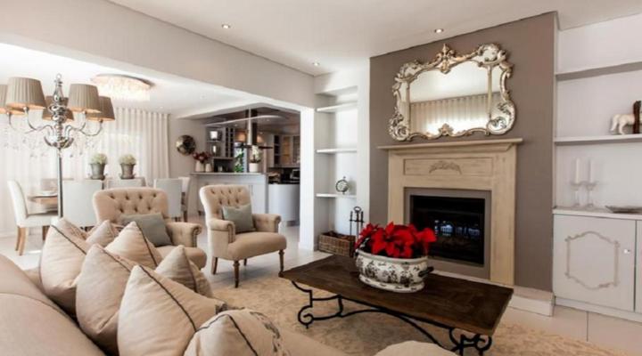 Villa on 1st Crescent