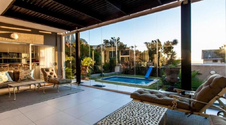 Villa on 1st Crescent