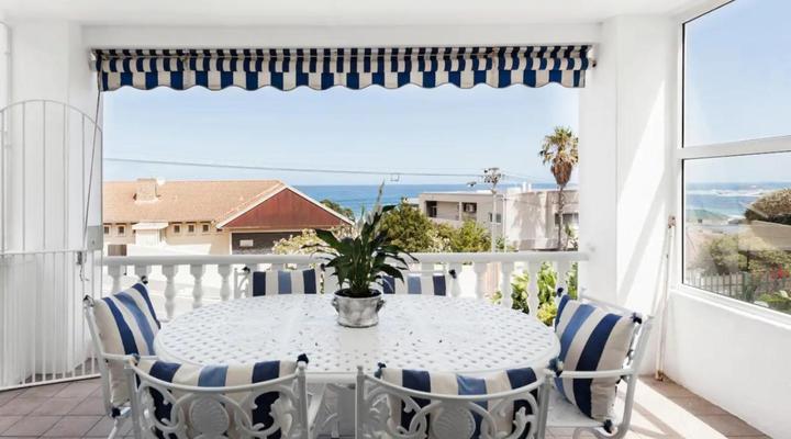 Villa on Camps Bay Drive
