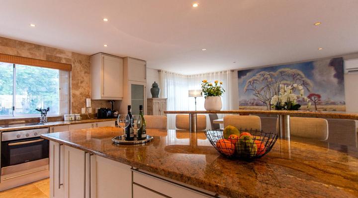 Villa on Slopes of Geneva Drive