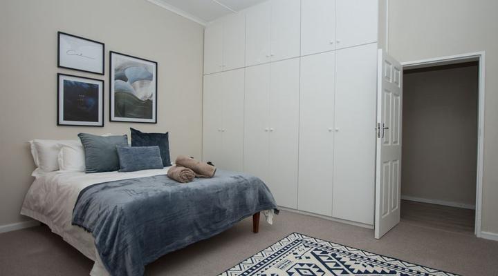 Hoogwater Family House