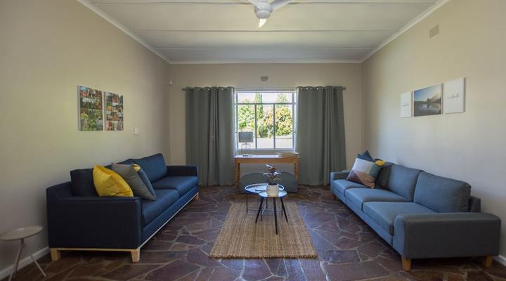 Hoogwater Family House