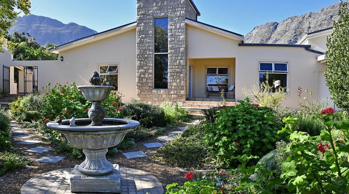 Grande Plaisir Villa