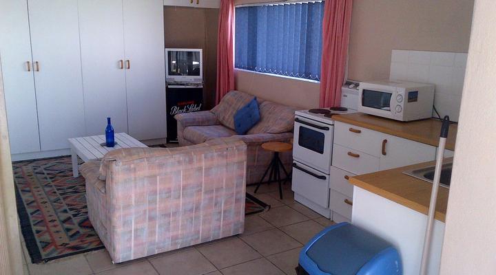 Gansbaai Lodge and Backpackers