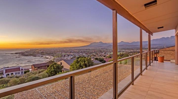 Zaria Sun Penthouse by HostAgents