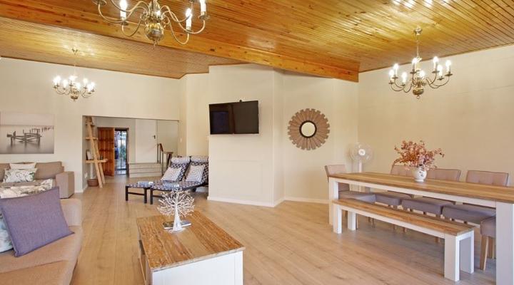 Zaria Sun Penthouse by HostAgents