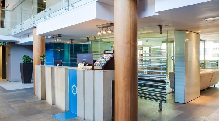 Home From Home - Canal Quays Apartments