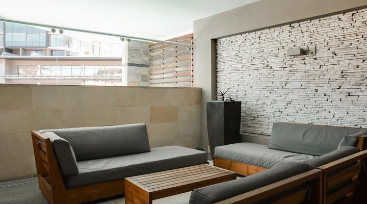 Home From Home - Canal Quays Apartments