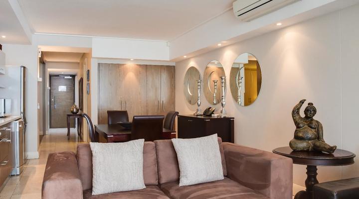 Home From Home - Canal Quays Apartments