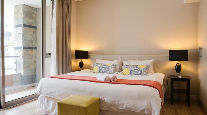 Home From Home - Canal Quays Apartments