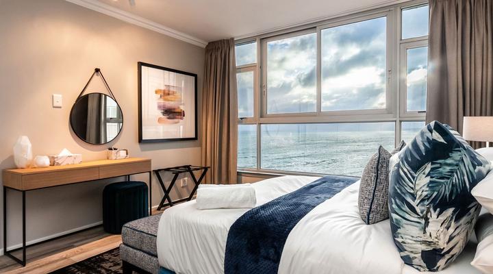 Ashley On Beach (1108)