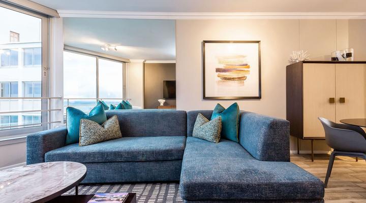 Ashley On Beach (1108)