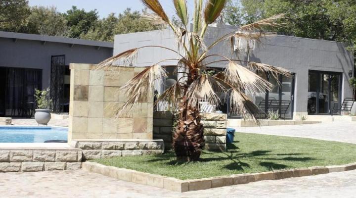 Le Grant Guesthouse and Conference