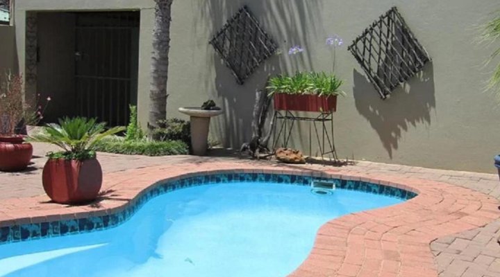 Agapanthus Guest House